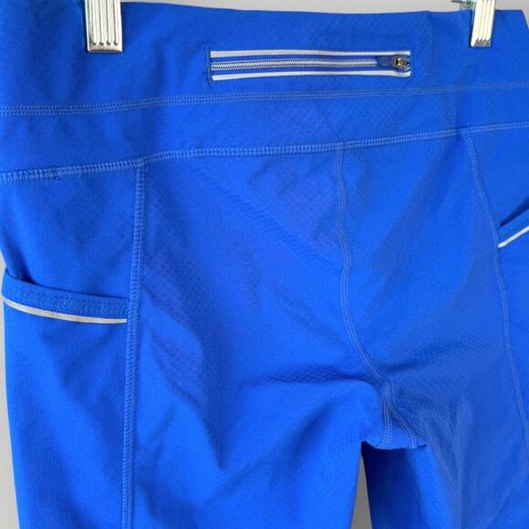 Athleta Activewear Yoga Gym Workout Cropped Capri Leggings Low Rise  Size S Blue - Picture 9 of 14